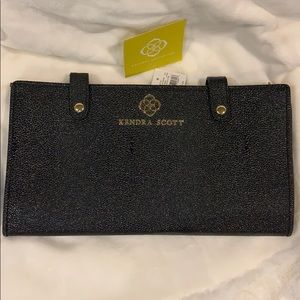 NWT KENDRA SCOTT JET SET JEWELRY ORGANIZER!!